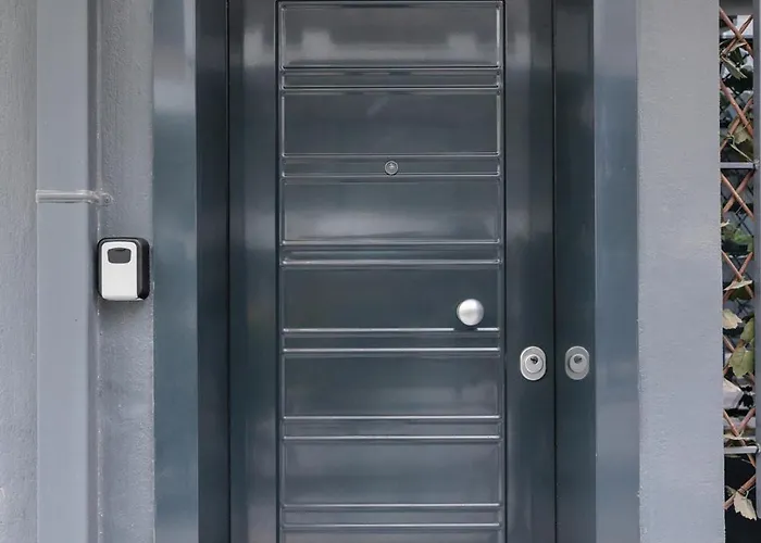 Polis Urban #1 Apartman